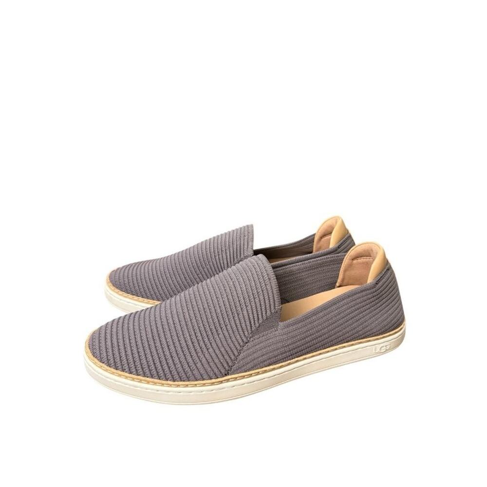 UGG Sammy Gray Slip On Sneaker Women size 9 EUC - Picture 3 of 7